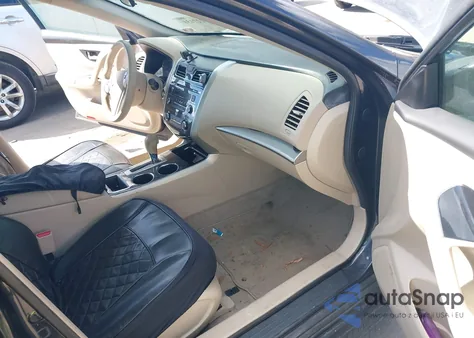 2014 Nissan Altima 2.5 S from USA, damaged, VIN 1N4AL3AP8EC136011